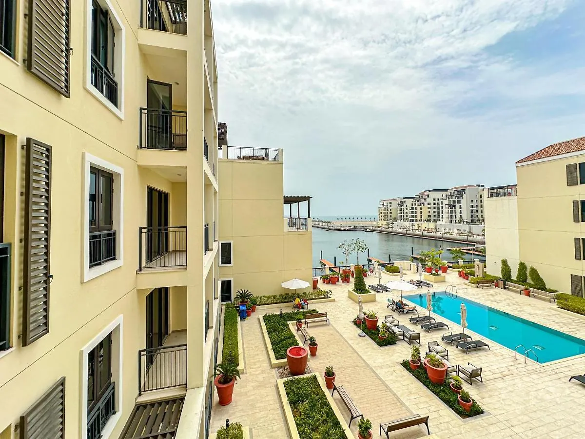 Higuests - Wake Up Facing The Sea In This Luxury Retreat Dubai United Arab Emirates