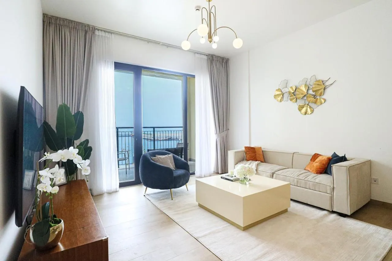Higuests - Wake Up Facing The Sea In This Luxury Retreat Dubai 0*,  United Arab Emirates