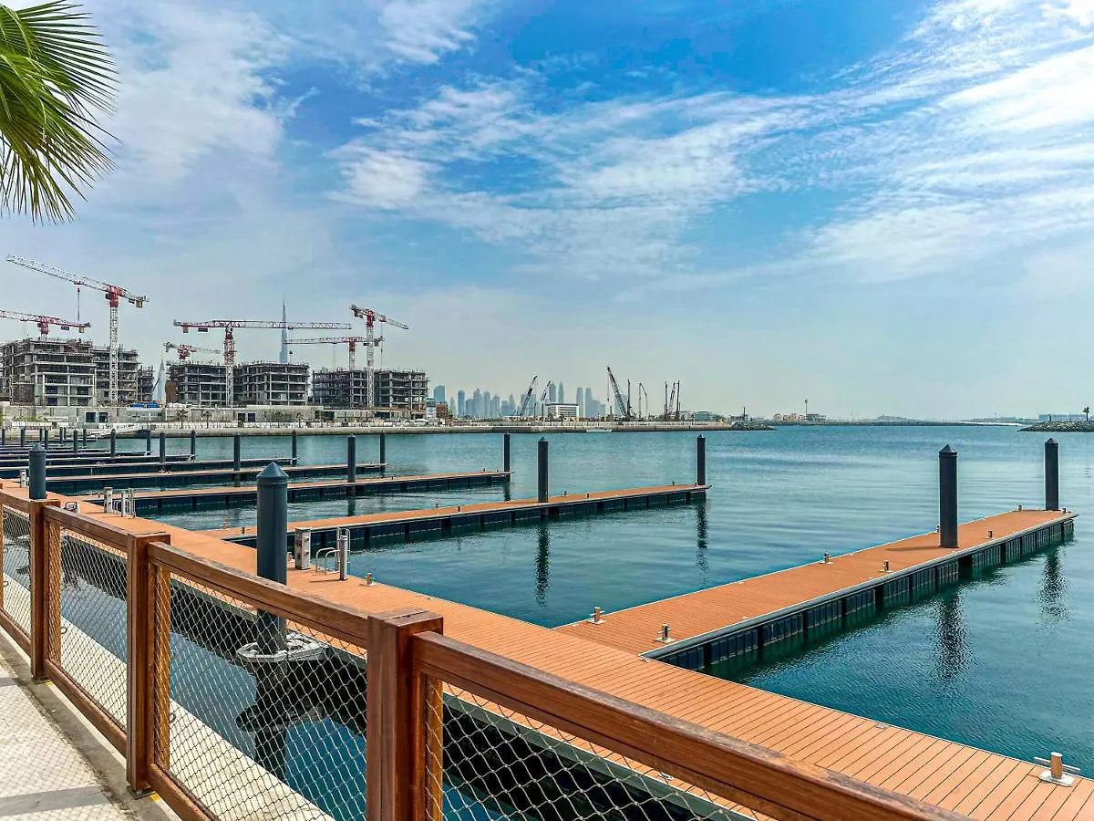Higuests - Wake Up Facing The Sea In This Luxury Retreat Dubai